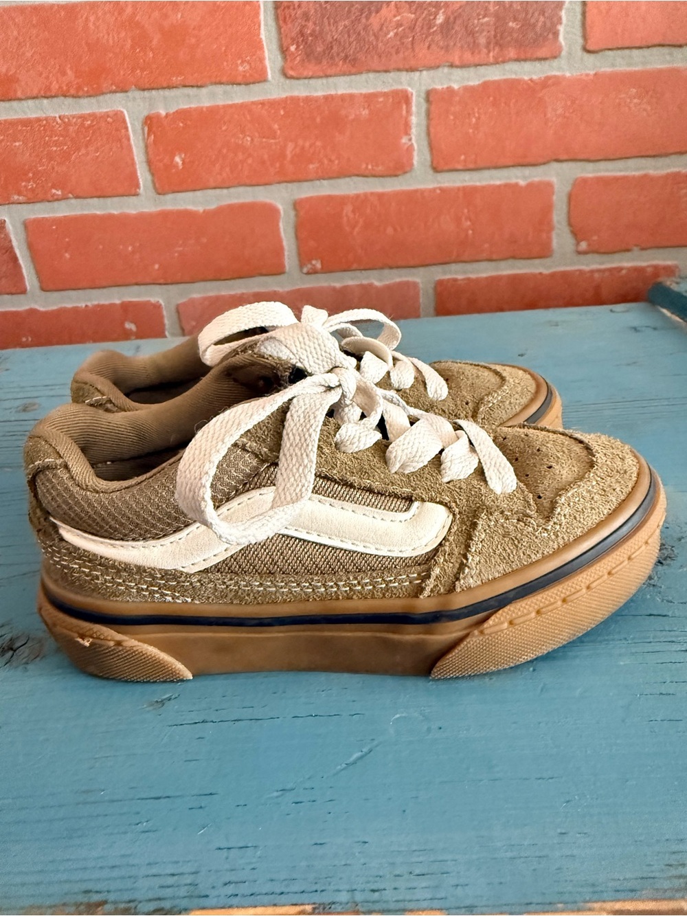 Vans Green Suede Lace Up Sneakers Kids 11c